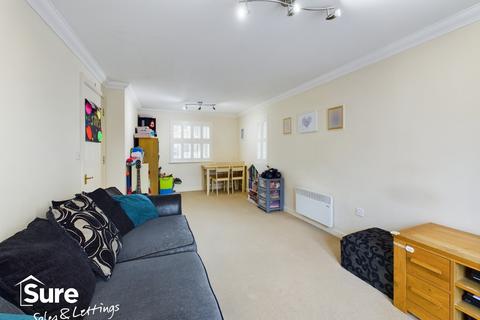 2 bedroom apartment for sale, Ebberns Road, Hemel Hempstead, Hertfordshire, HP3