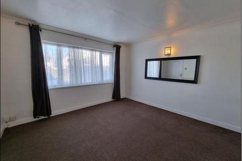 4 bedroom end of terrace house to rent, Staines-Upon-Thames,  Surrey,  TW19