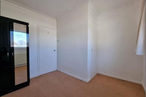 4 bedroom end of terrace house to rent, Staines-Upon-Thames,  Surrey,  TW19