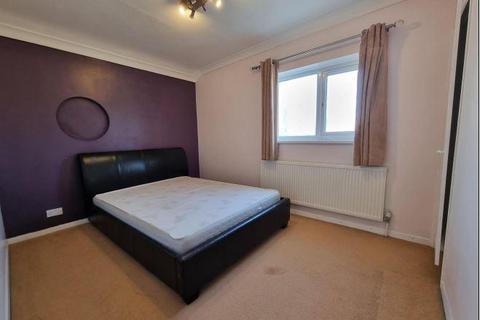 4 bedroom end of terrace house to rent, Staines-Upon-Thames,  Surrey,  TW19