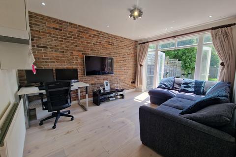 2 bedroom apartment for sale, Priory Way, Harrow