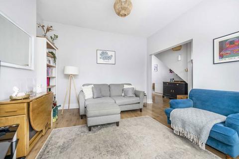 2 bedroom flat for sale, Kilburn Lane, London W10