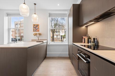 4 bedroom maisonette to rent, Elmore Street, London
