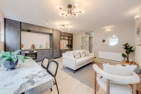 1 bedroom flat for sale, Lonsdale Place, Barnsbury, Islington, London