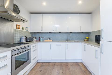 1 bedroom flat for sale, Kleine Wharf, 14 Orsman Road, London