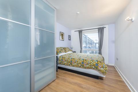 1 bedroom flat for sale, Kleine Wharf, 14 Orsman Road, London