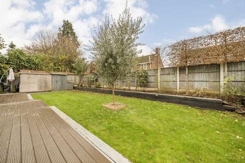 4 bedroom house to rent, Kingswood Avenue, Hampton TW12