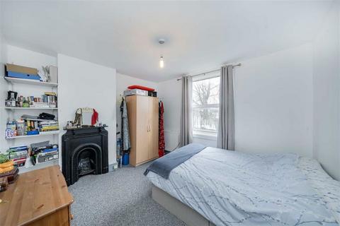 2 bedroom flat to rent, Riffel Road, London NW2