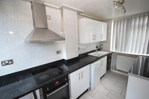 3 bedroom semi-detached house to rent, Glendene Drive,  Great Barr, B43