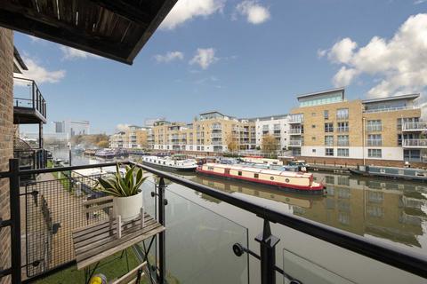 3 bedroom flat for sale, Durham Wharf Drive, Brentford TW8