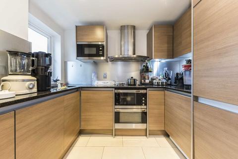 3 bedroom flat for sale, Durham Wharf Drive, Brentford TW8