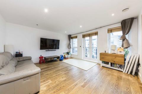 3 bedroom flat for sale, Durham Wharf Drive, Brentford TW8