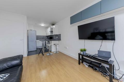 1 bedroom flat for sale, Theseus Walk, London N1