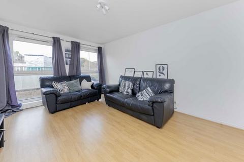 1 bedroom flat for sale, Theseus Walk, London N1