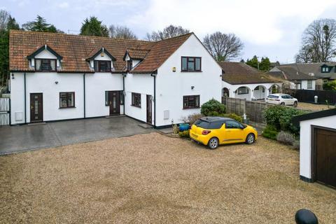 The Briars Church Lane, Wexham, Slough, SL3 6LE