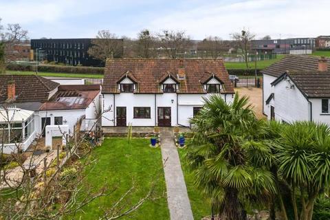 The Briars Church Lane, Wexham, Slough, SL3 6LE