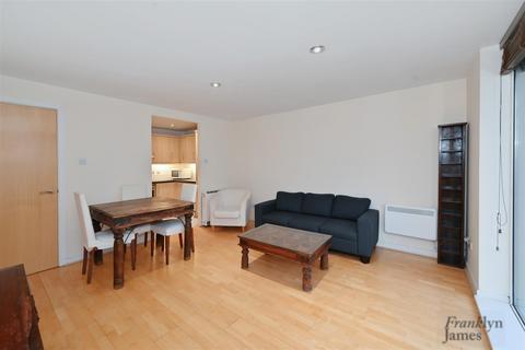 1 bedroom apartment to rent, Medland House, Branch Road, London, E14