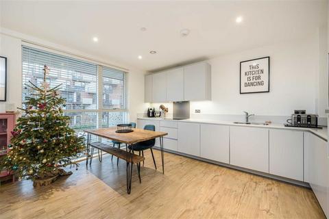 2 bedroom flat for sale, Danson Mews, London SE17