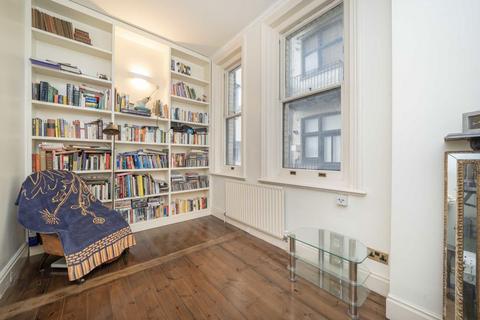 2 bedroom flat for sale, Southampton Row, London WC1B