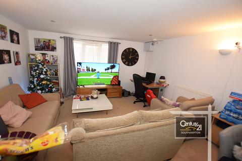 2 bedroom flat to rent, Cobden Avenue, SOUTHAMPTON SO18