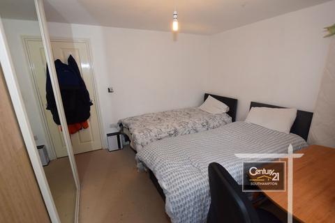 2 bedroom flat to rent, Cobden Avenue, SOUTHAMPTON SO18