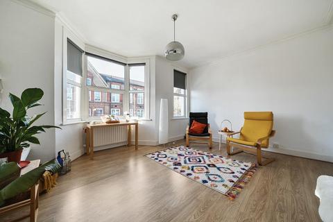 1 bedroom apartment for sale, Rathfern Road, London, SE6 4NJ