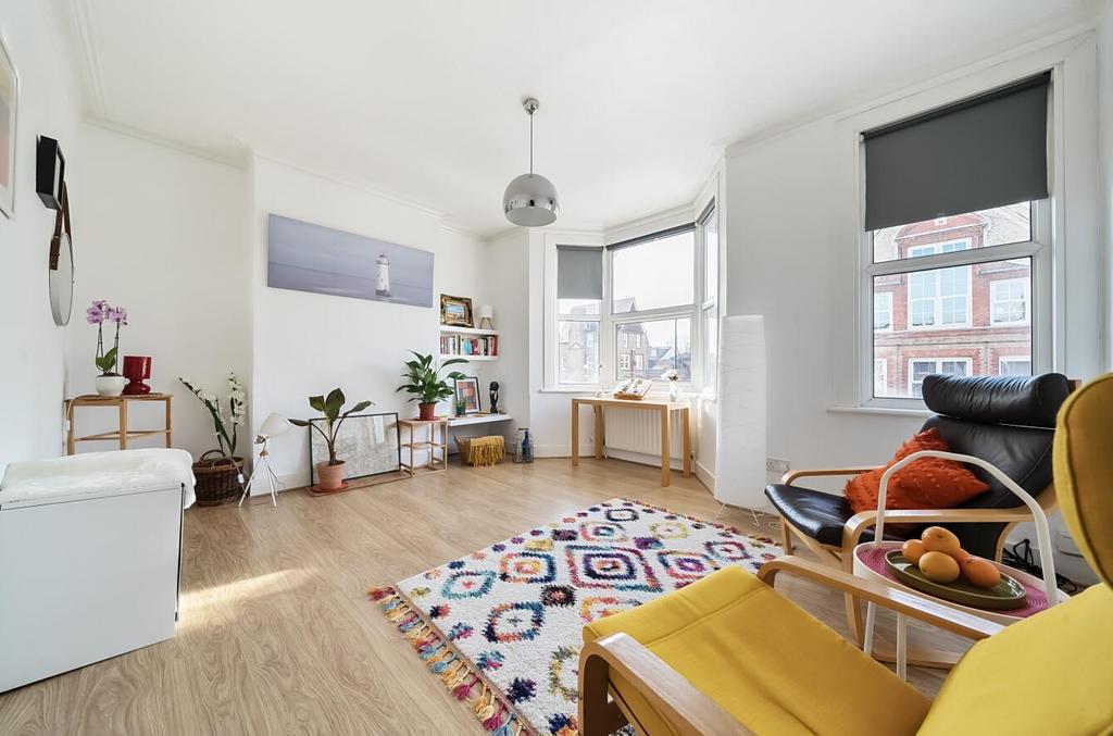 Rathfern Road, London, SE6 4NJ 1 bed apartment - £300,000