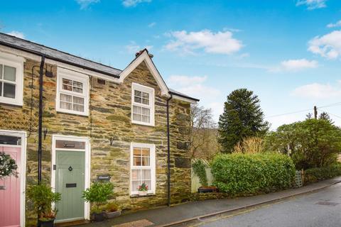 3 bedroom end of terrace house for sale, Caernarfon Road, Beddgelert