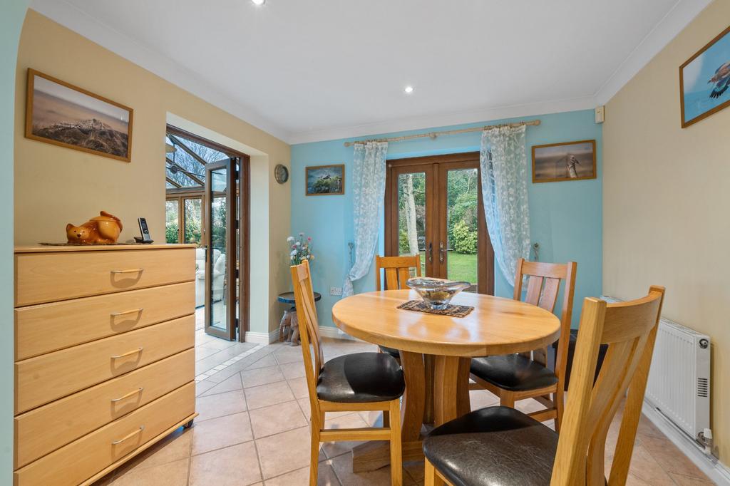 Breakfast Room