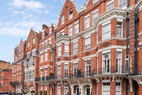 3 bedroom apartment for sale, Green Street, London, W1K