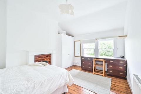 2 bedroom flat to rent, Fordwych Road West Hampstead NW2