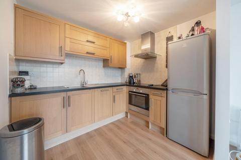 2 bedroom flat for sale, Slough,  Berkshire,  SL1