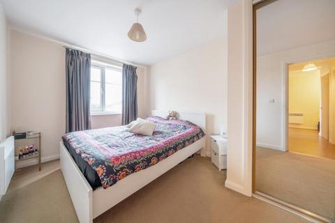 2 bedroom flat for sale, Slough,  Berkshire,  SL1