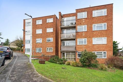 Maidenhead,  Berkshire,  SL6