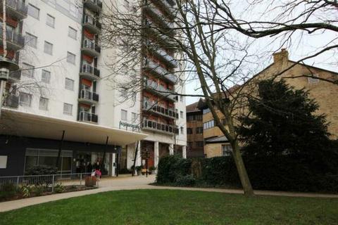 2 bedroom apartment to rent, New Road, Brentwood