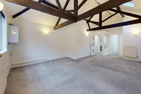 Studio to rent, Lansdown Place Lane, Cheltenham