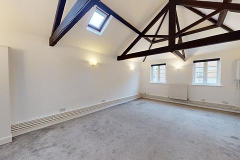 Studio to rent, Lansdown Place Lane, Cheltenham