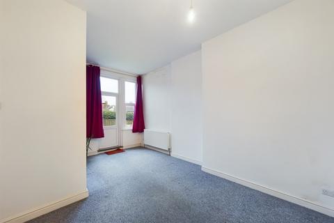 1 bedroom flat to rent, Cheriton Road, Folkestone