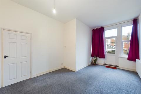 1 bedroom flat to rent, Cheriton Road, Folkestone