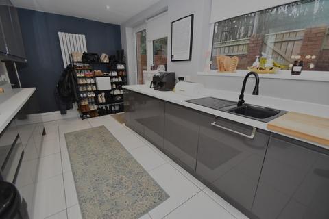 11 Barnhill, Stanley, DH9 8AN