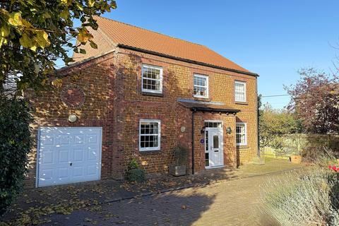 5 bedroom detached house for sale, High Street, Heacham