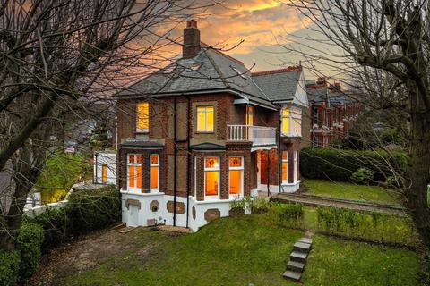 6 bedroom semi-detached house for sale, Stanford Avenue, Brighton