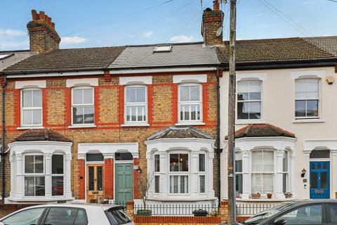 3 bedroom terraced house for sale, Linden Road, Hampton