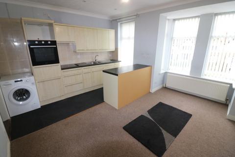 2 bedroom apartment to rent, First Floor, 293 Hull Road