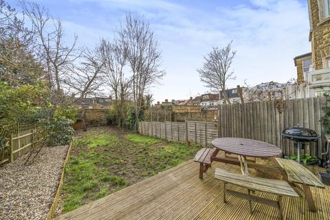 2 bedroom flat for sale, Brownhill Road, London, SE6 1AT