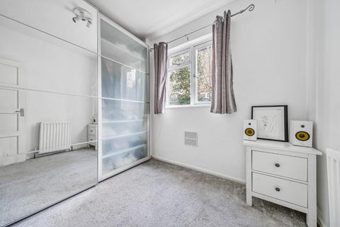 196a Brownhill Road, Catford, London, SE6 1AT