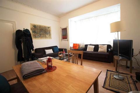 5 bedroom terraced house to rent, Wayland Avenue, London E8