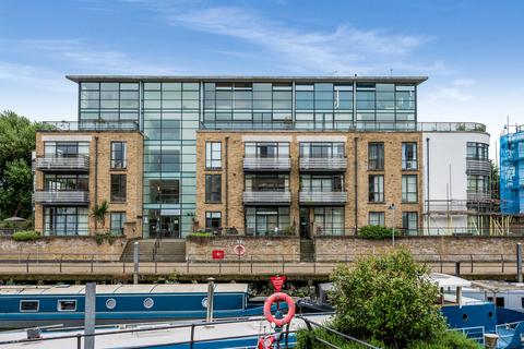 Point Wharf Lane, Brentford, TW8