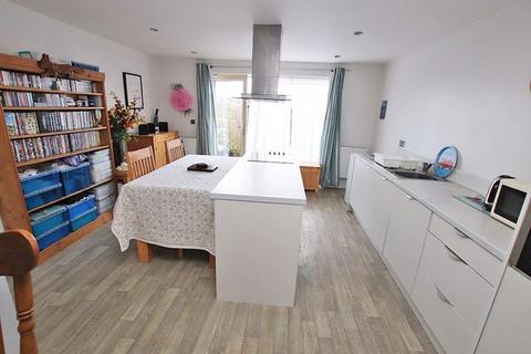 4 bedroom townhouse for sale, DARLINGTON COURT, CLEETHORPES