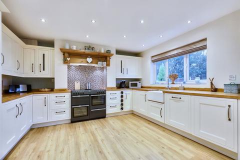 3 bedroom bungalow for sale, Commons Edge, Oldwood Common, Tenbury Wells, Worcestershire